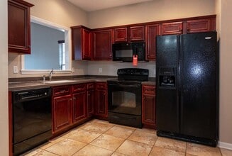 2295 Del Carmel Way in Tallahassee, FL - Building Photo - Building Photo