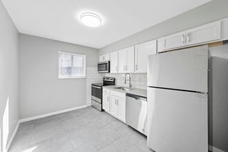 6265 Gravois Ave in St. Louis, MO - Building Photo - Building Photo