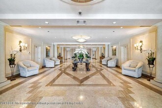 150 Bradley Pl in Palm Beach, FL - Building Photo - Building Photo