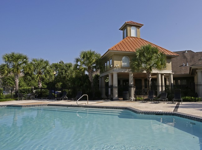 The Village at Fountain Lake in Gonzales, LA - Building Photo - Building Photo