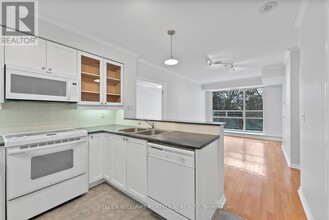 1801-1801 Bayview Ave in Toronto, ON - Building Photo - Building Photo