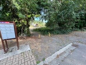 3973 Trillium Ln in Nanaimo, BC - Building Photo - Building Photo