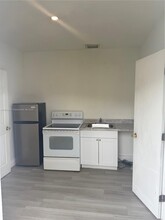 2870 NW 19th St in Fort Lauderdale, FL - Building Photo - Building Photo