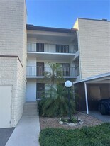 2718 Orchid Oaks Dr in Sarasota, FL - Building Photo