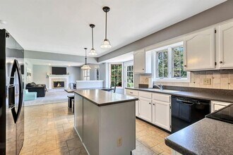7980 Stone Barn Dr in West Chester Township, OH - Building Photo - Building Photo