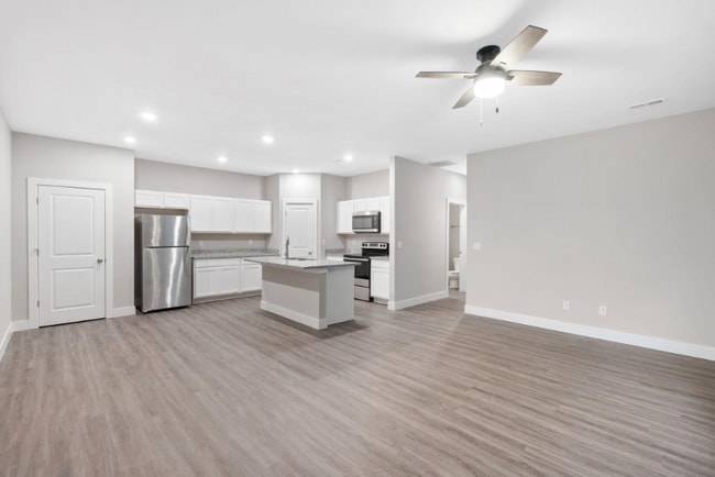 5122 N Cypress St in Bel Aire, KS - Building Photo - Building Photo