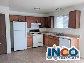 4279 Freeport Way in Denver, CO - Building Photo