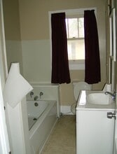106 N Railroad St in Delcambre, LA - Building Photo - Building Photo