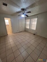 2404 Kilgore Dr in Killeen, TX - Building Photo - Building Photo