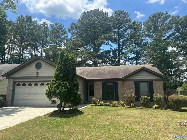 property at 136 Hollington Dr NE