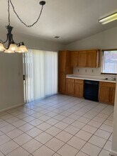 1065 Grouse Dr in Redding, CA - Building Photo - Building Photo