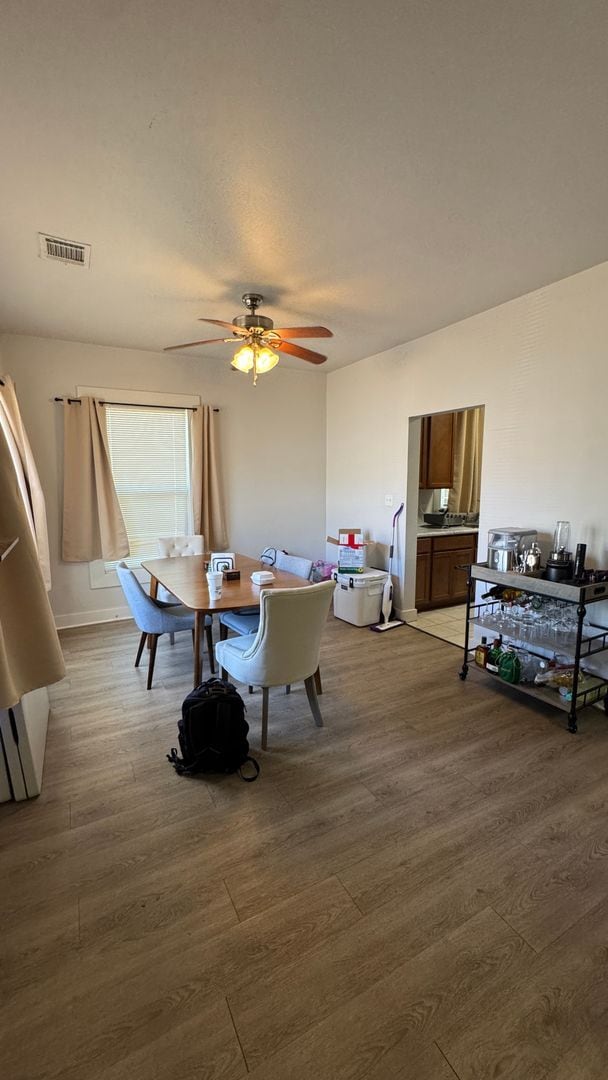 AUG 2026 PRE-LEASE! Charming 2 Bed/1 Bath Duplex, Unit 926 in Bryan, TX - Building Photo - Building Photo