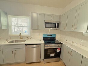 27 Clement St, Unit #1 in Malden, MA - Building Photo - Building Photo