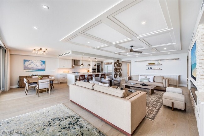 13945 Old Coast Rd in Naples, FL - Building Photo - Building Photo