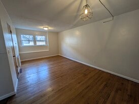 617 June St, Unit B in Endicott, NY - Building Photo