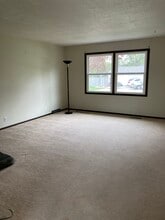 3809 34th St in Des Moines, IA - Building Photo - Building Photo