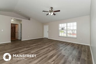 2216 NW 5th St in Cape Coral, FL - Foto de edificio - Building Photo