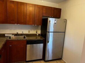 3101 N Country Club Dr in Aventura, FL - Building Photo - Building Photo