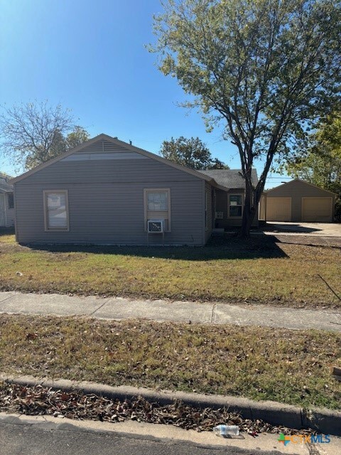 902 W Dean Ave in Killeen, TX - Building Photo