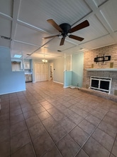 129 Forest Cir in Kerrville, TX - Building Photo - Building Photo