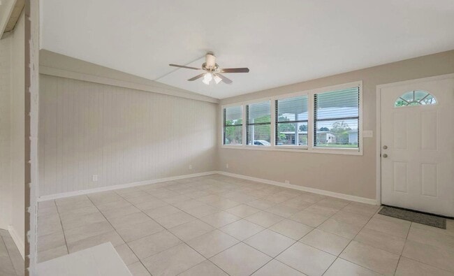 8526 Bengalin Ave in Jacksonville, FL - Building Photo - Building Photo
