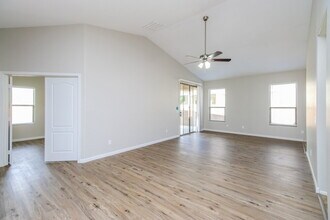 4196 E Coal St in Queen Creek, AZ - Foto de edificio - Building Photo