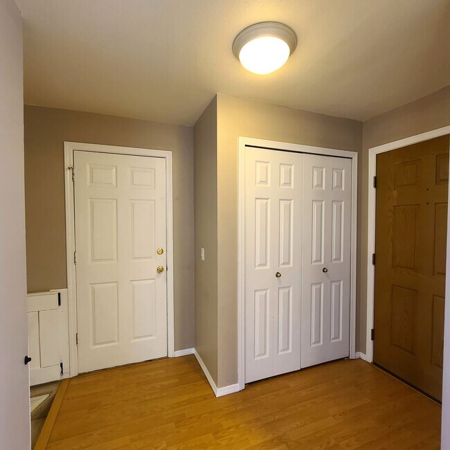 8123 Radcliff Dr in Colorado Springs, CO - Building Photo - Building Photo