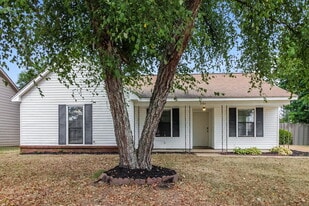 2185 Longlane Dr in Memphis, TN - Building Photo