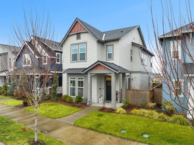 3548 SE Reed Dr in Hillsboro, OR - Building Photo - Building Photo