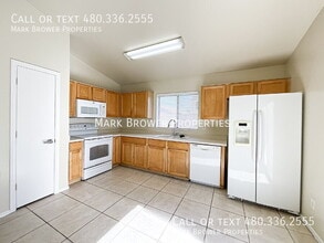 11031 E Arbor Ave in Mesa, AZ - Building Photo - Building Photo