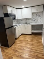 2245 Jones Rd in Fort Lee, NJ - Building Photo