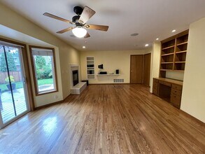 15623 60th Ave W in Edmonds, WA - Building Photo - Building Photo