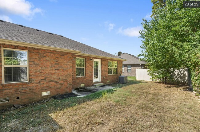 property at 2301 W Bridlewood Trail
