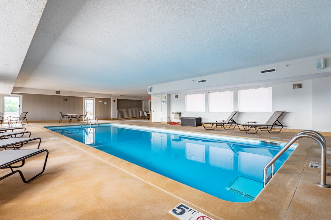 Cameron Park Apartments in La crosse, WI - Building Photo