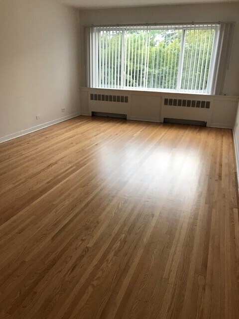 231 Ridge Ave, Unit 2 in Evanston, IL - Building Photo