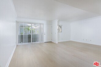 355 N Maple St in Burbank, CA - Building Photo - Building Photo