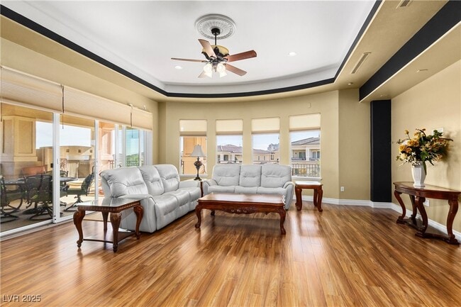 9145 Tesoras Dr in Las Vegas, NV - Building Photo - Building Photo