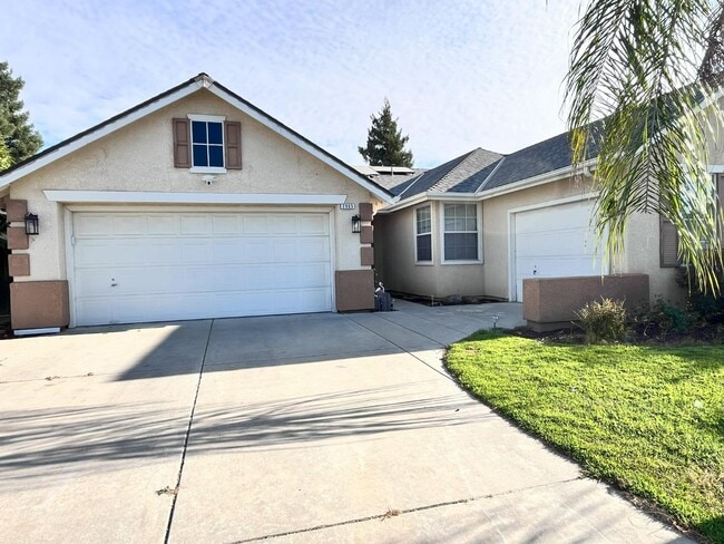2965 Bellaire Ave in Clovis, CA - Building Photo - Building Photo