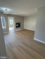 13409 Shady Knoll Dr in Silver Spring, MD - Building Photo