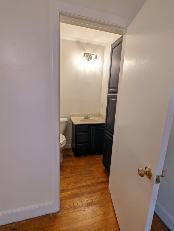 1403 Spry St in Greensboro, NC - Foto de edificio - Building Photo