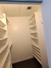 9009 SW 214th St in Cutler Bay, FL - Building Photo - Building Photo