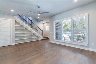 4021 Berkman Dr in Austin, TX - Building Photo - Building Photo