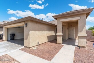 10833 W Elm Ln in Avondale, AZ - Building Photo - Building Photo