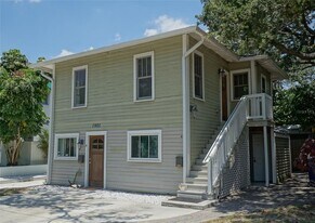 1901 W Bristol Ave in Tampa, FL - Building Photo