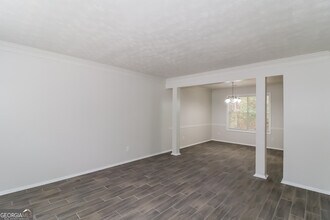 2450 Northmill Ln in Decatur, GA - Building Photo - Building Photo