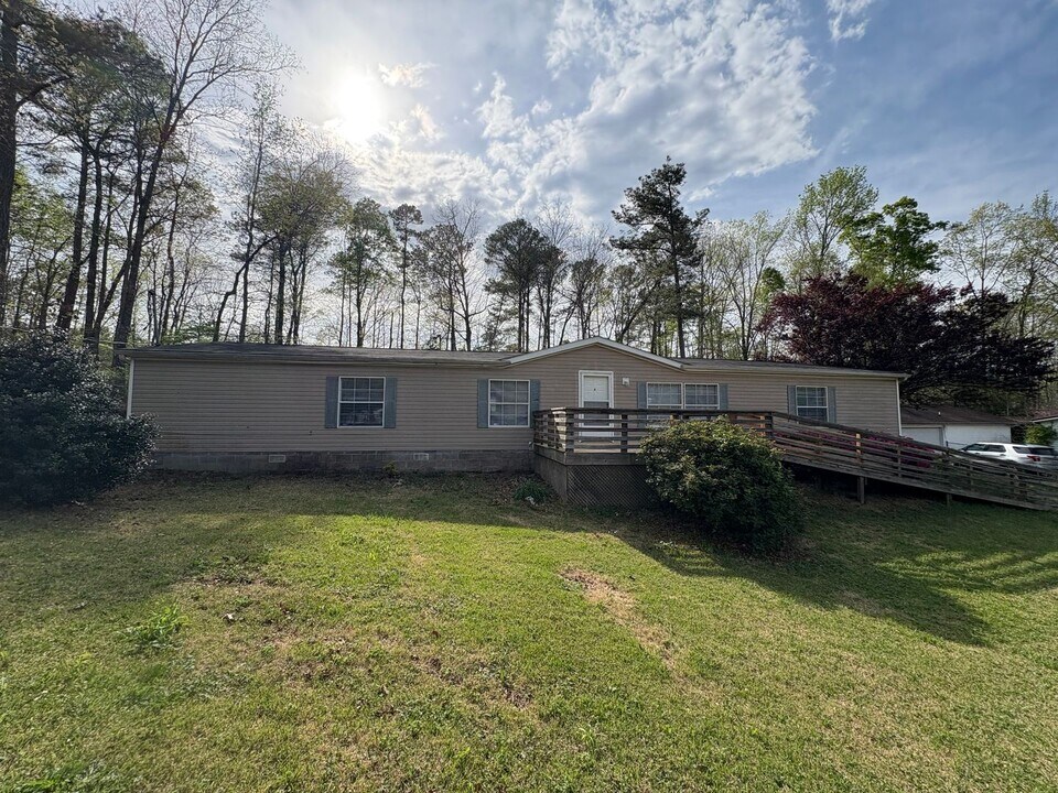 62 Hardwood Dr in Odenville, AL - Building Photo