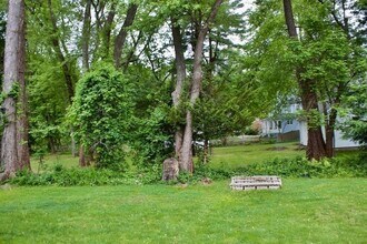 203 Boston Post Rd in Wayland, MA - Building Photo - Building Photo