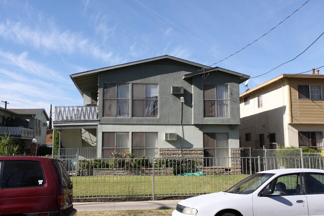 Variel Apartments
