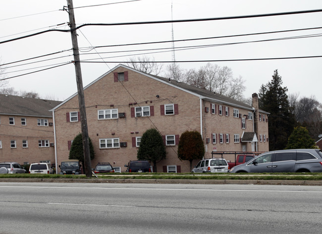 West Chester Apartments in Broomall, PA - Building Photo - Building Photo