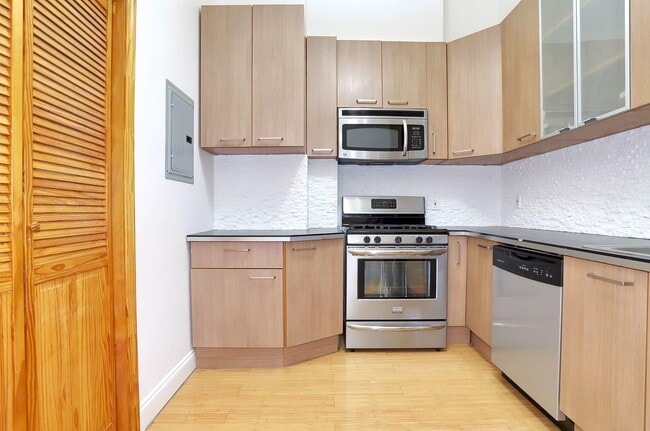 410 Central Ave